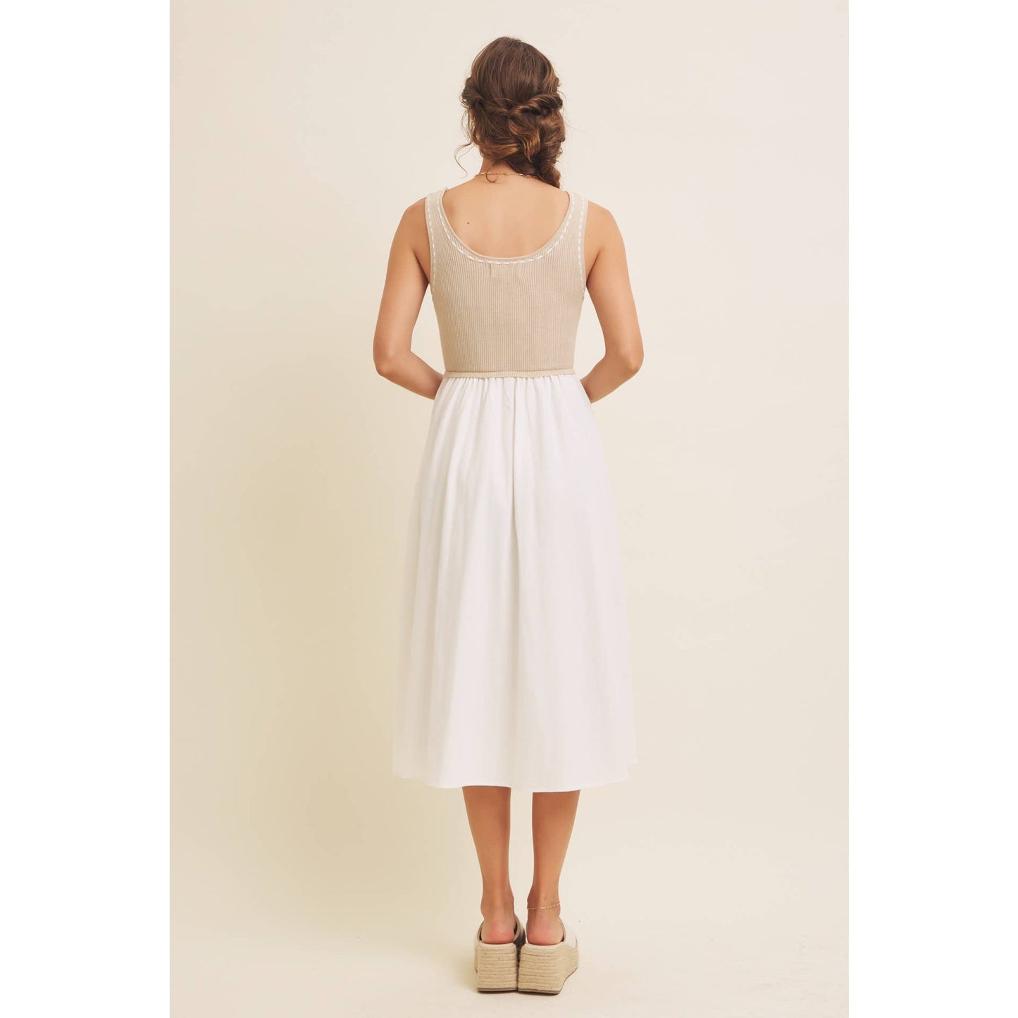 Keep Close (Tan/Cream) Midi Dress