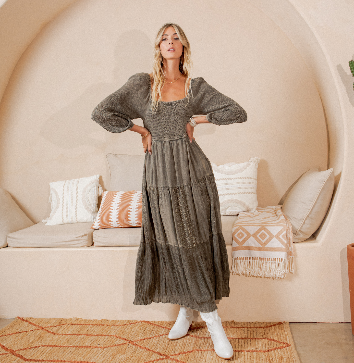 Story Teller Embroidered Midi Dress