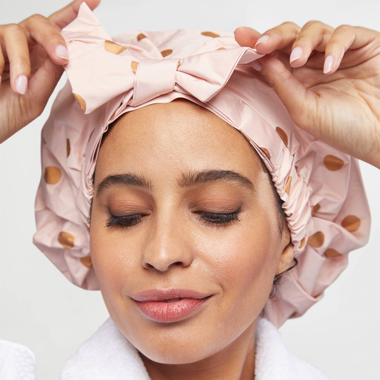 Kitsch Blush Dot Luxury Shower Cap