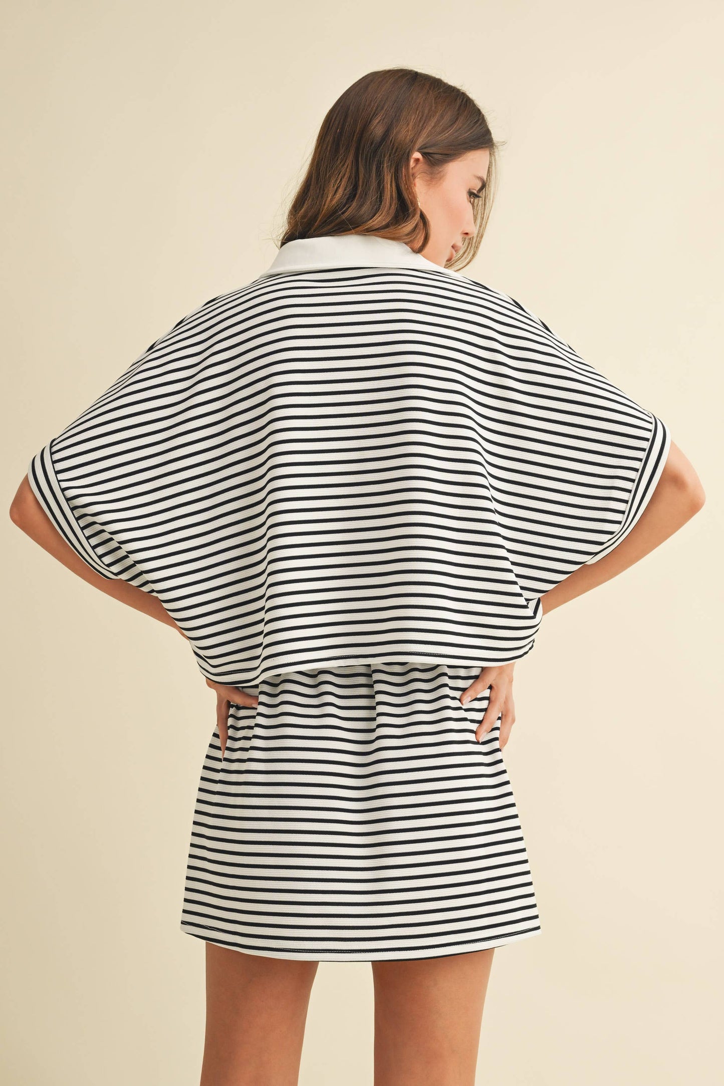 All The Buzz (Blk/Wh) Stripe Top