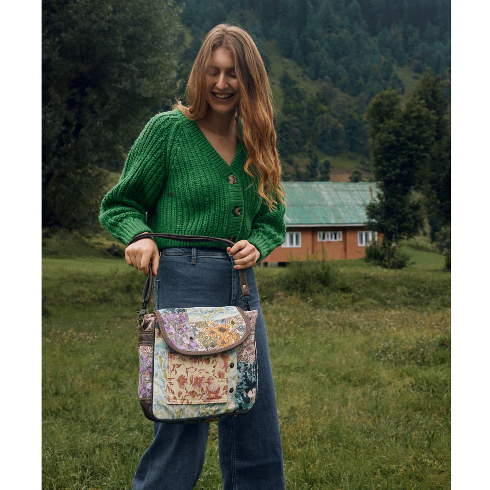 Myra Bag: Le Fleur Fiori Crossbody