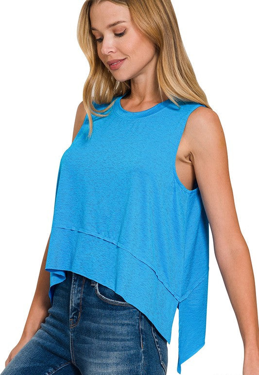 Light Layer (Sky) Side Slit Sleeveless Top