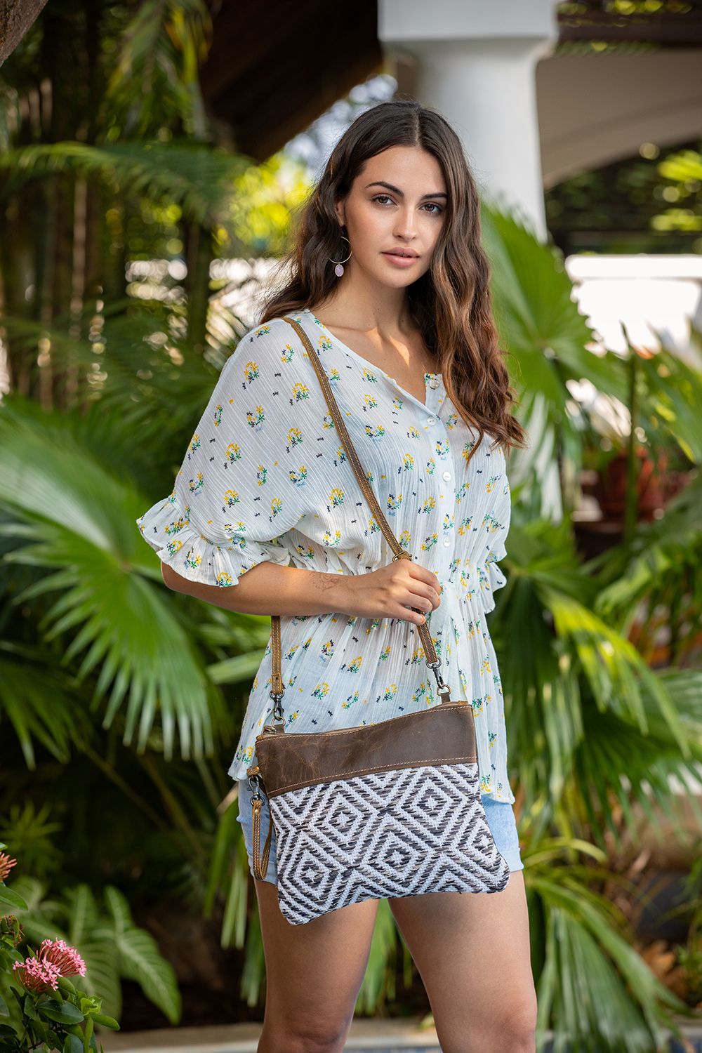 Myra Bag: Sine Qua Crossbody Bag/Wristlet