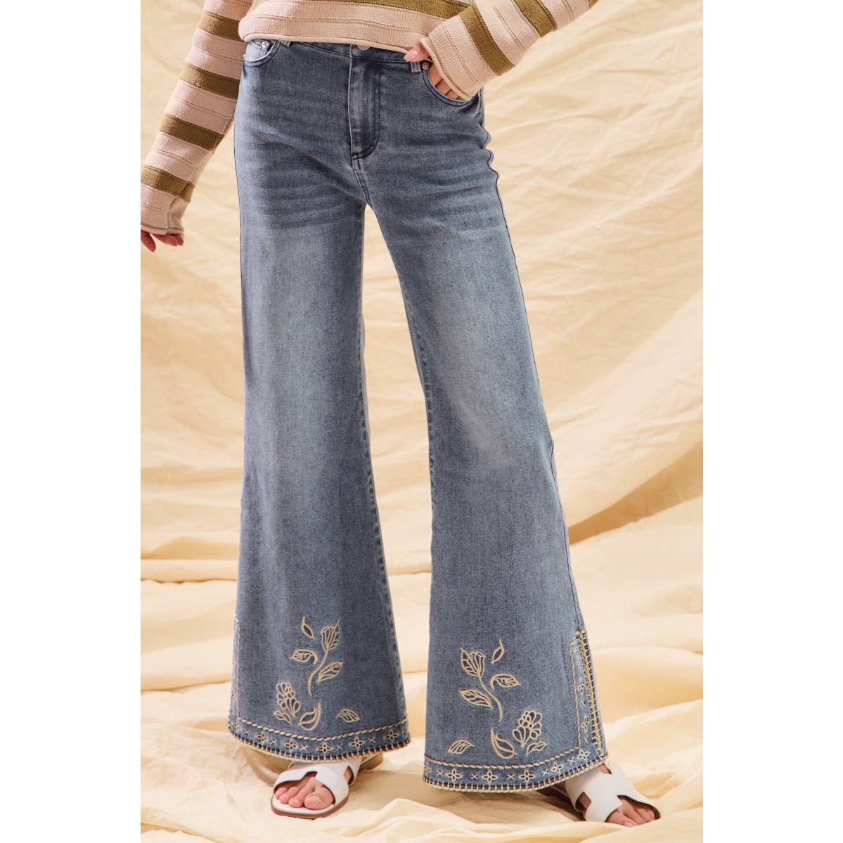 Leafy Dreams Embroidered Flare Jeans