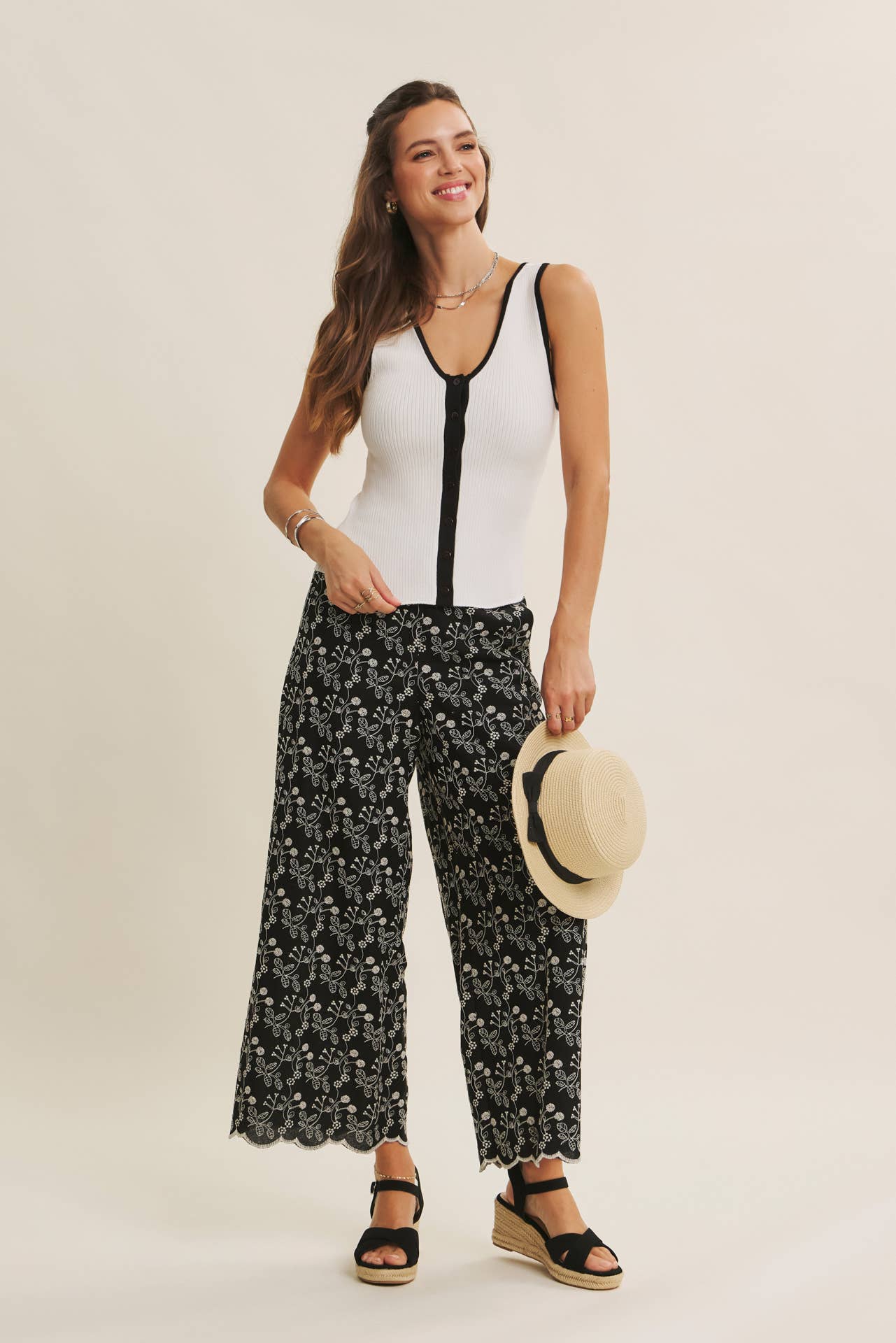 Love Stitch Embroidered Scallop Pants