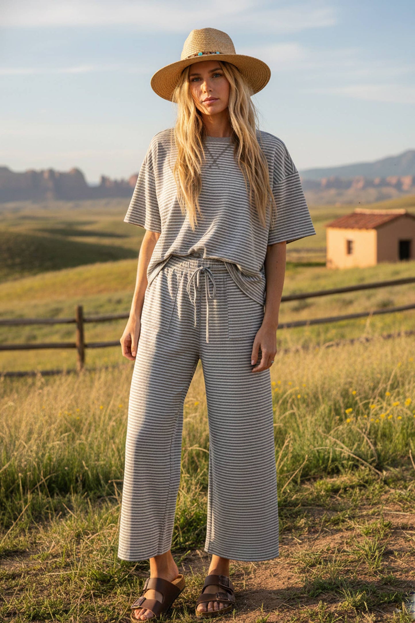 Big Wonder (H Grey) Striped Knit Pants