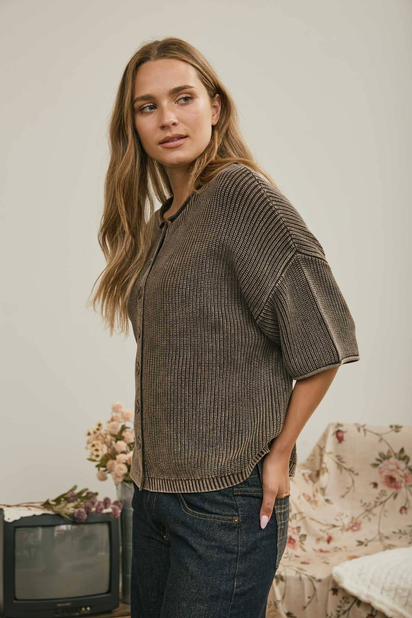 Good Habit (Brown) Wash SS Cardigan