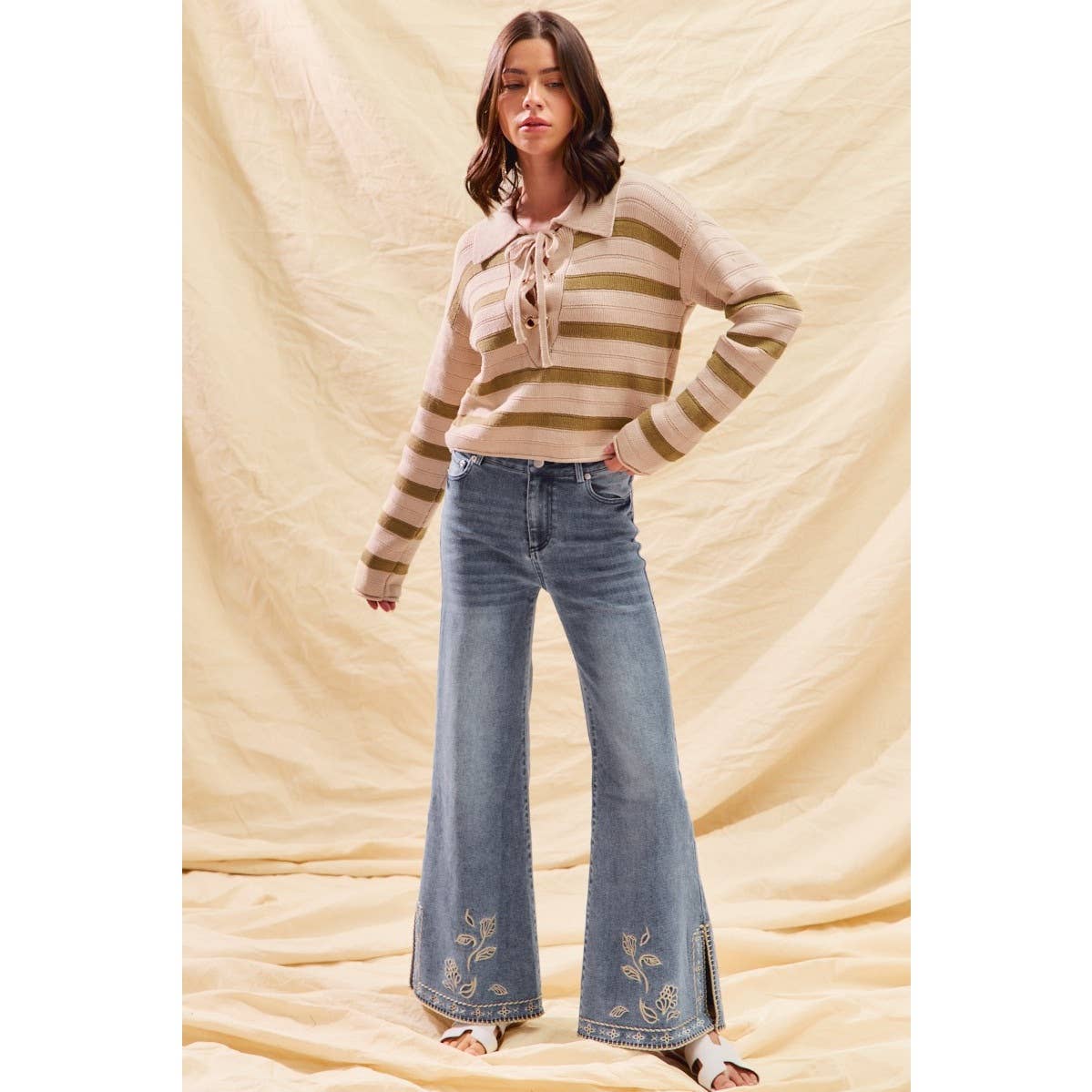 Leafy Dreams Embroidered Flare Jeans