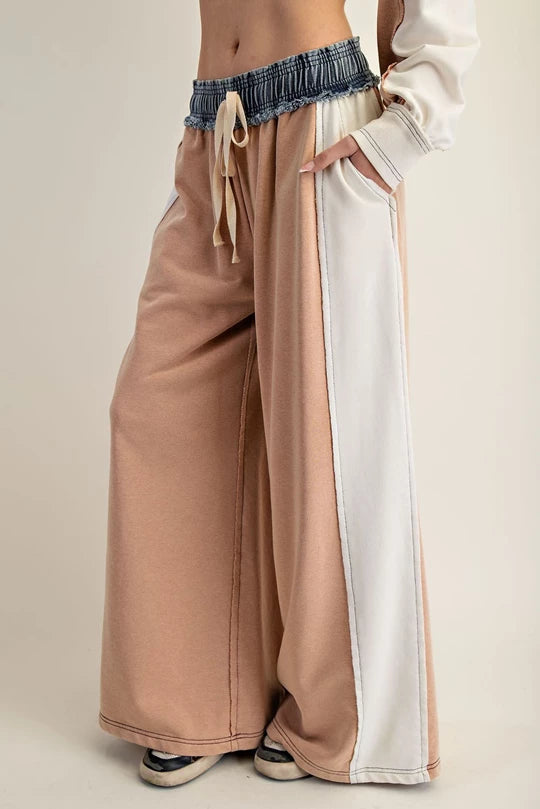 Good Sport (Cin) Denim Accent Pants