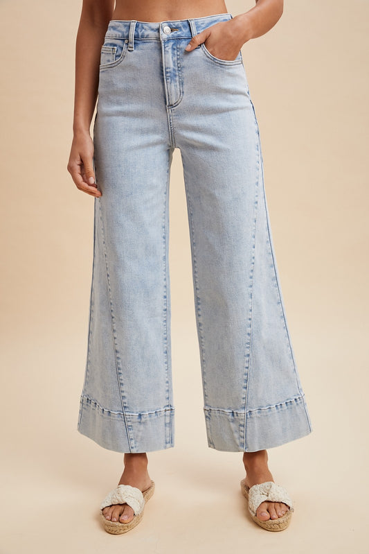 Get Your Drift (Lt) Cropped Flare Jean