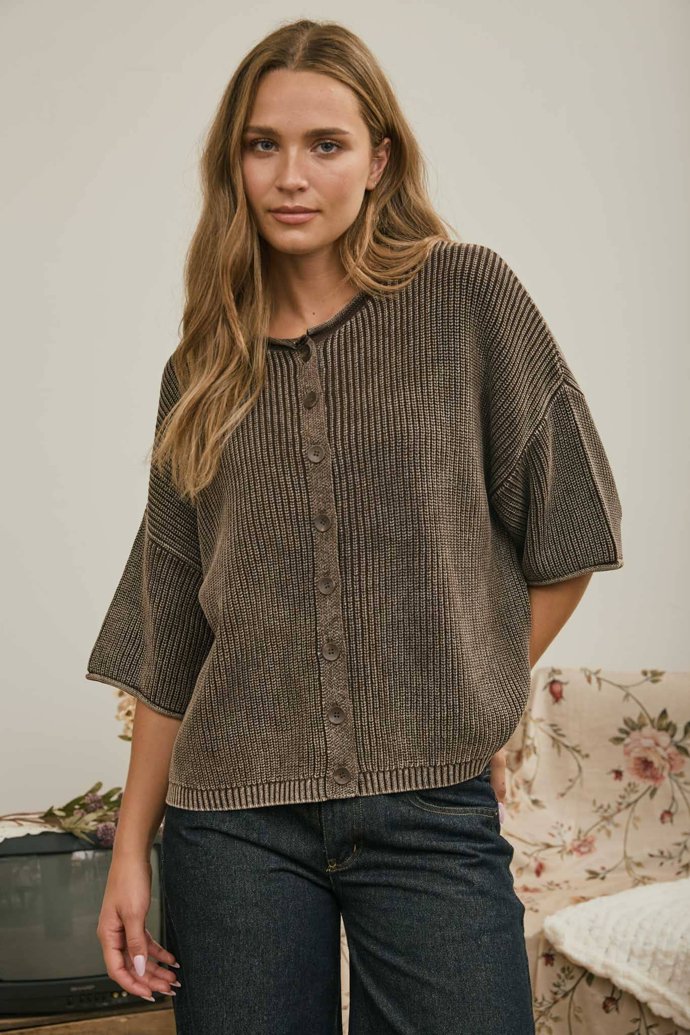 Good Habit (Brown) Wash SS Cardigan