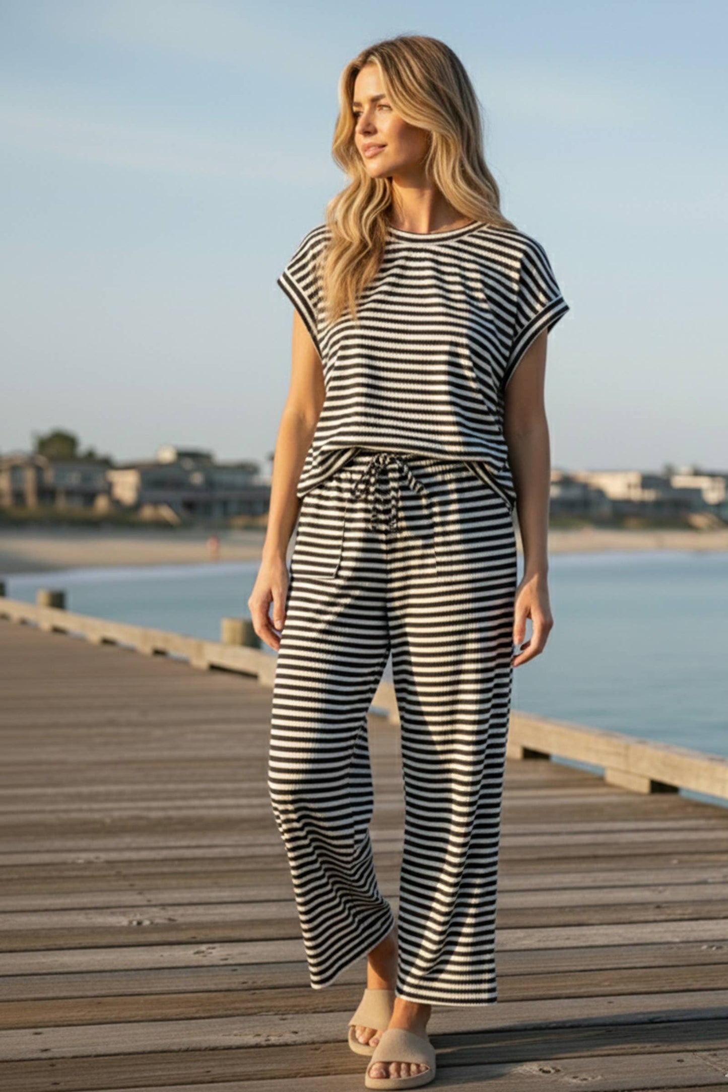 After You (Black/Crm) Striped Rib Top