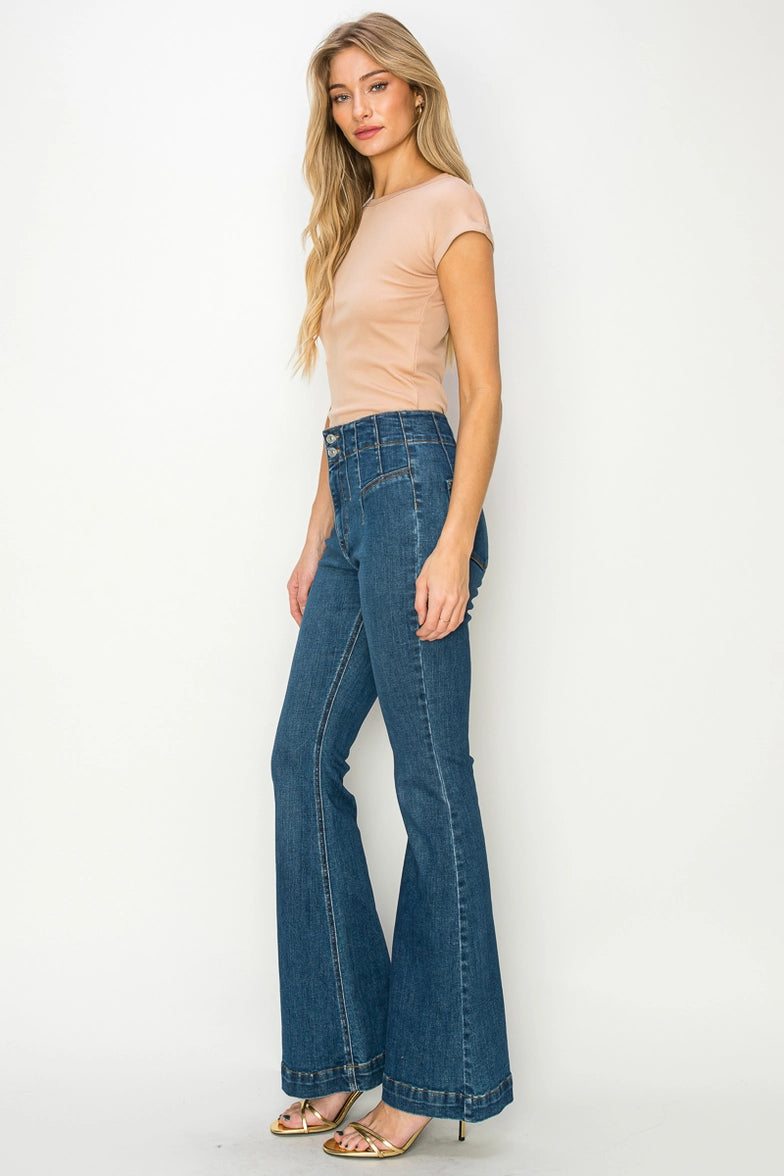 Hot Girl Era Modern Curvy Flare Jeans