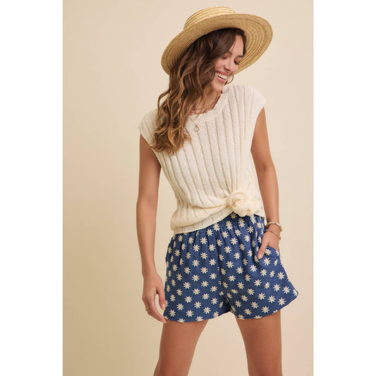 Simple Charm Embroidered Shorts